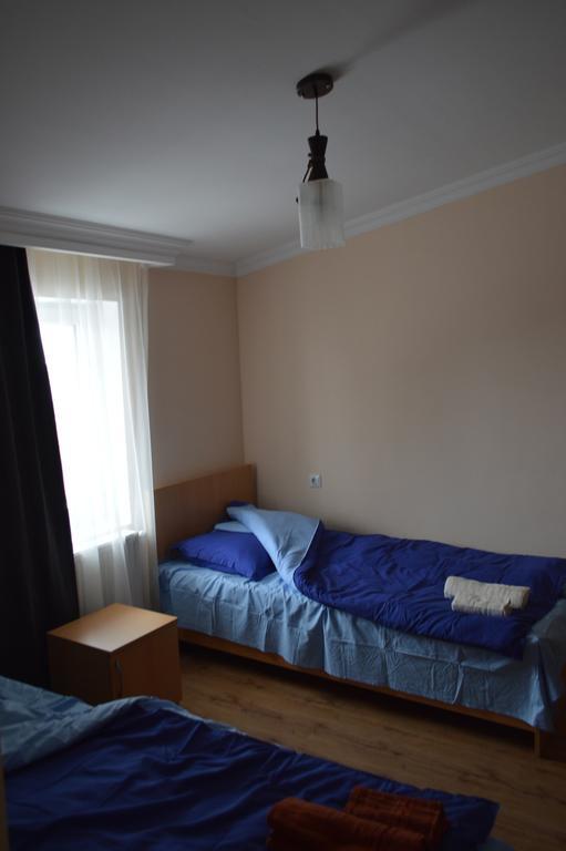 Guest House Qubi Kazbegi Exterior foto