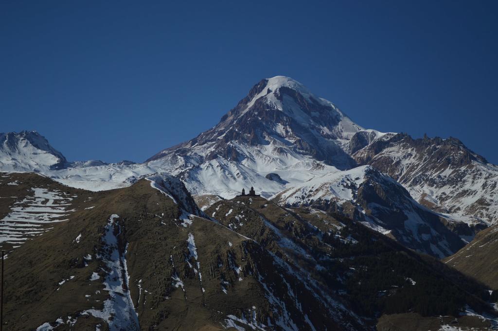 Guest House Qubi Kazbegi Exterior foto
