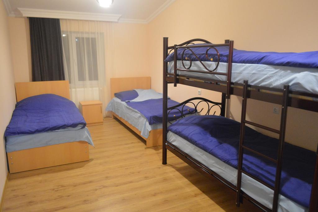 Guest House Qubi Kazbegi Exterior foto